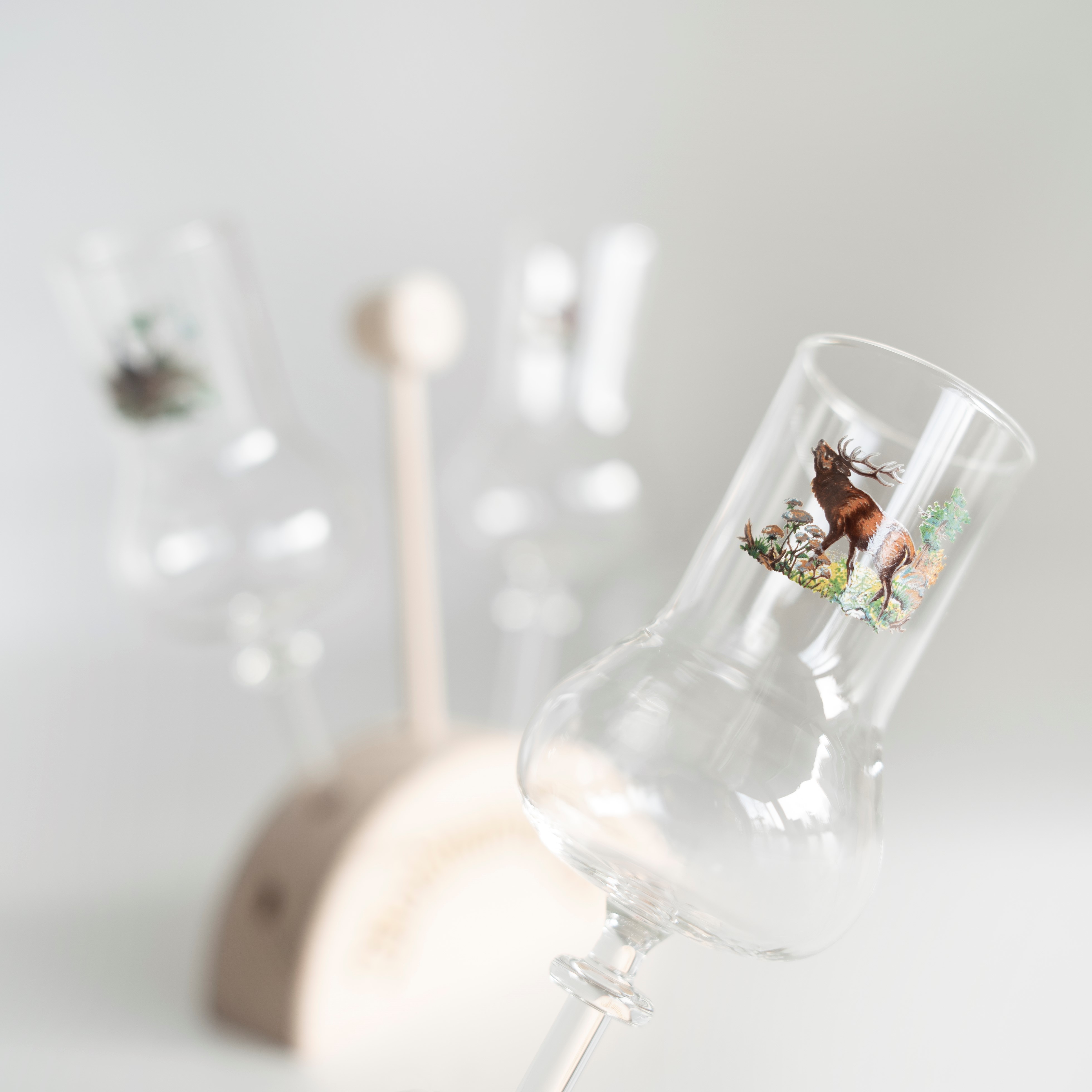 Grappaglas zum Stecken mit Jagdmotiv