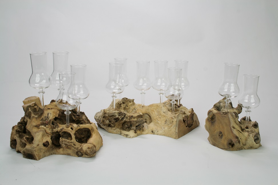 Wurzel mit Stamperl groß