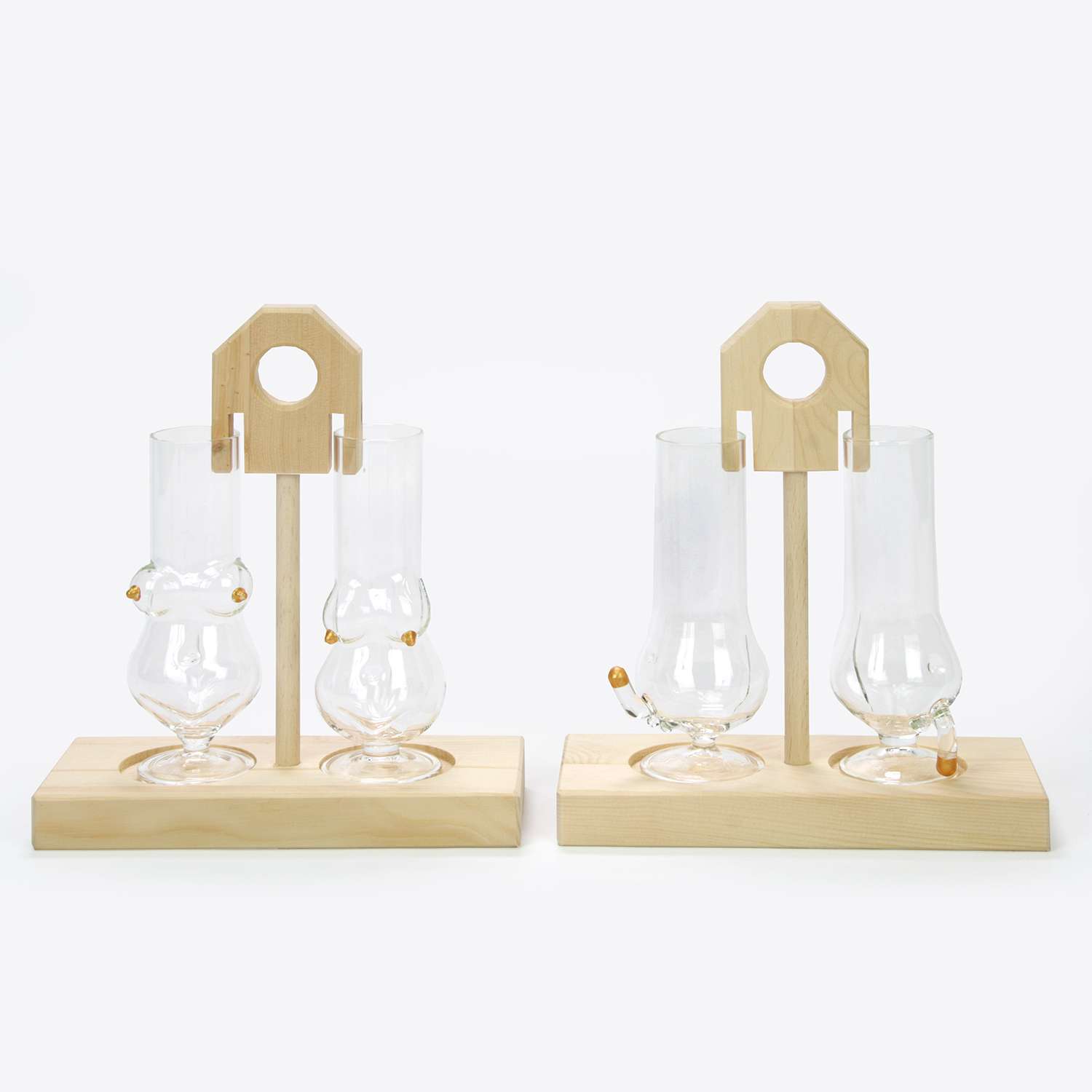 Holzsockel mit 2 Sexy-Stamperl unbemalt